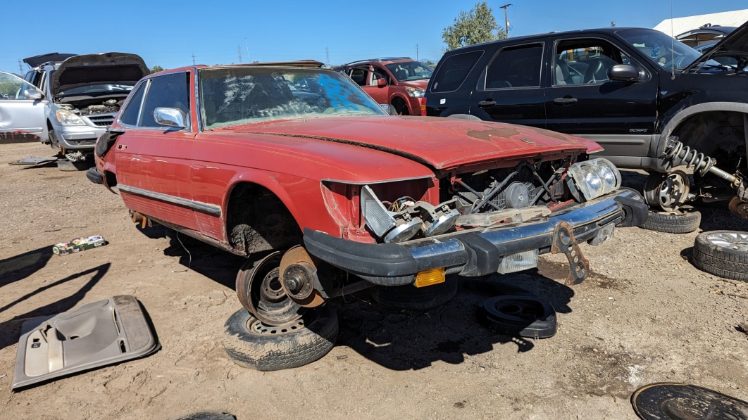 junkyard-gem:-1976-mercedes-benz-450-sl