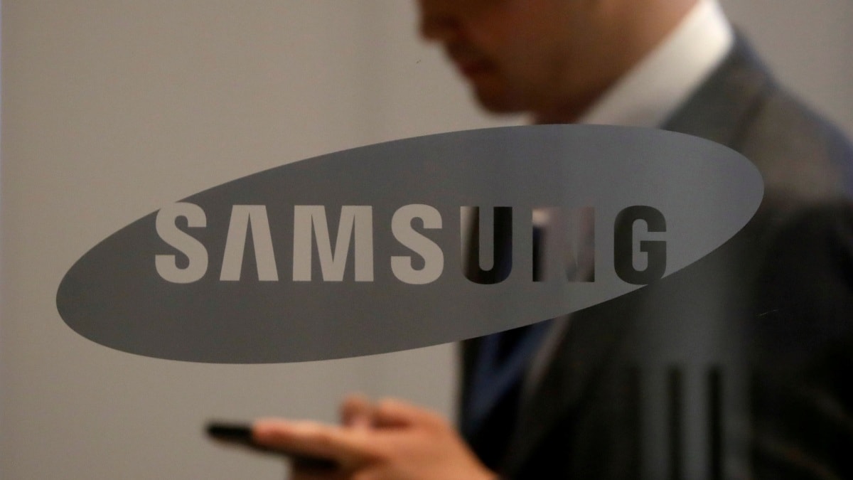 samsung,-qualcomm-oppose-live-tv-broadcasts-on-smartphones-in-india
