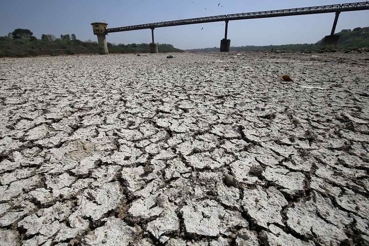 imd-tests-use-of-ai-in-weather-forecasts-amid-rise-in-floods,-droughts