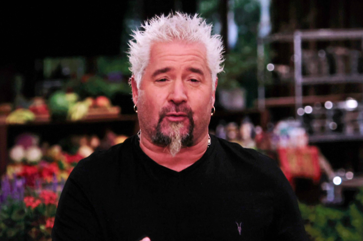 guy-fieri-posted-a-thirst-trap-in-a-sauna,-and-i-kind-of-love-this-for-him