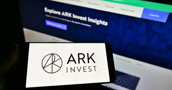 bitcoin's-dawn-of-the-etf-era:-ark-investment