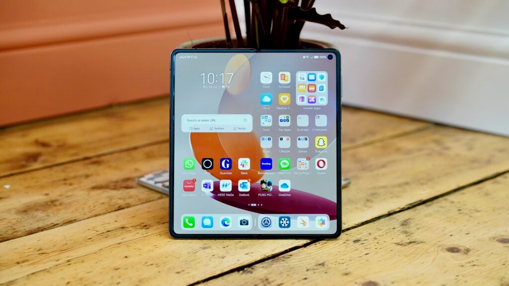 huawei-mate-x3-review:-the-best-foldable-you-shouldn't-buy