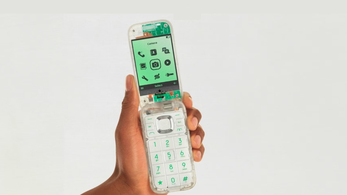 hmd-unveils-the-boring-phone-with-no-access-to-internet