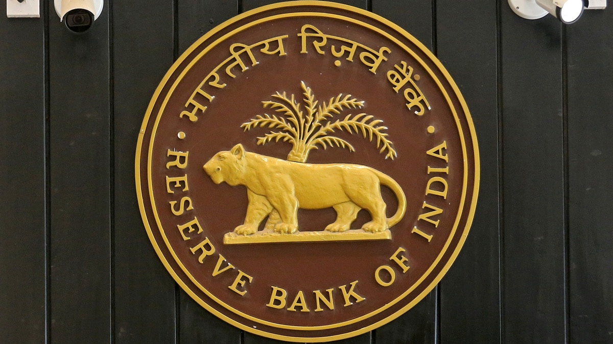 rbi-working-to-expand-upi-to-20-countries-by-2028-29:-rbi-annual-report