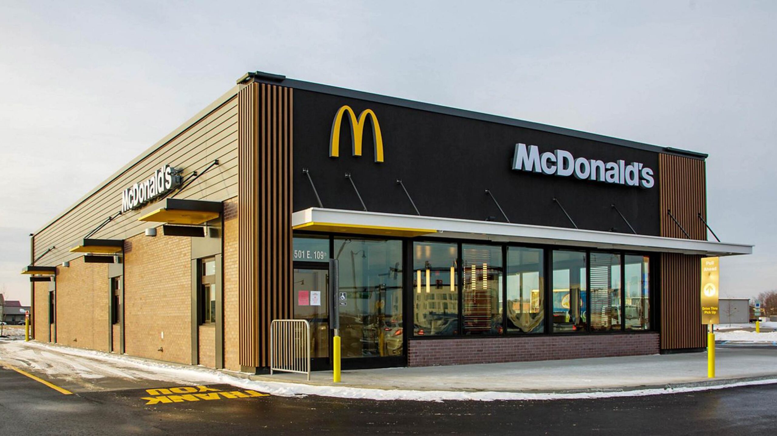 mcdonald's-to-pause-ai-powered-drive-thru-orders-after-reported-issues