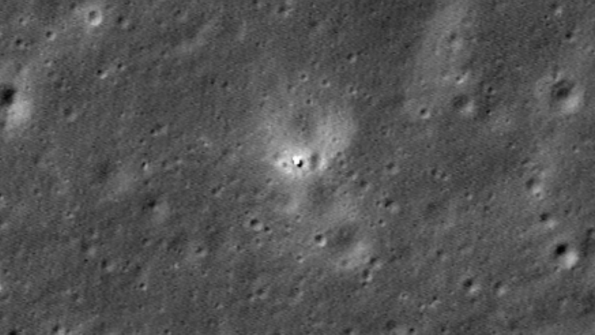 nasa-mission-spots-chinese-spacecraft-on-far-side-of-the-moon