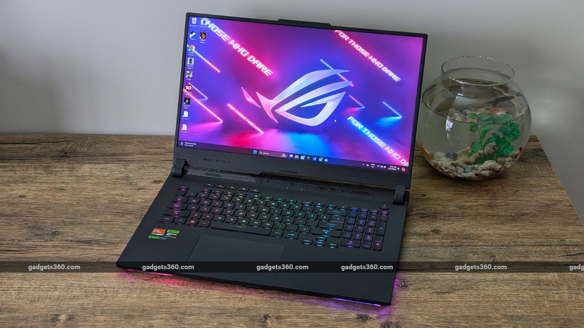 asus-rog-strix-scar-17-x3d-review:-amd-ryzen-9-for-the-kill