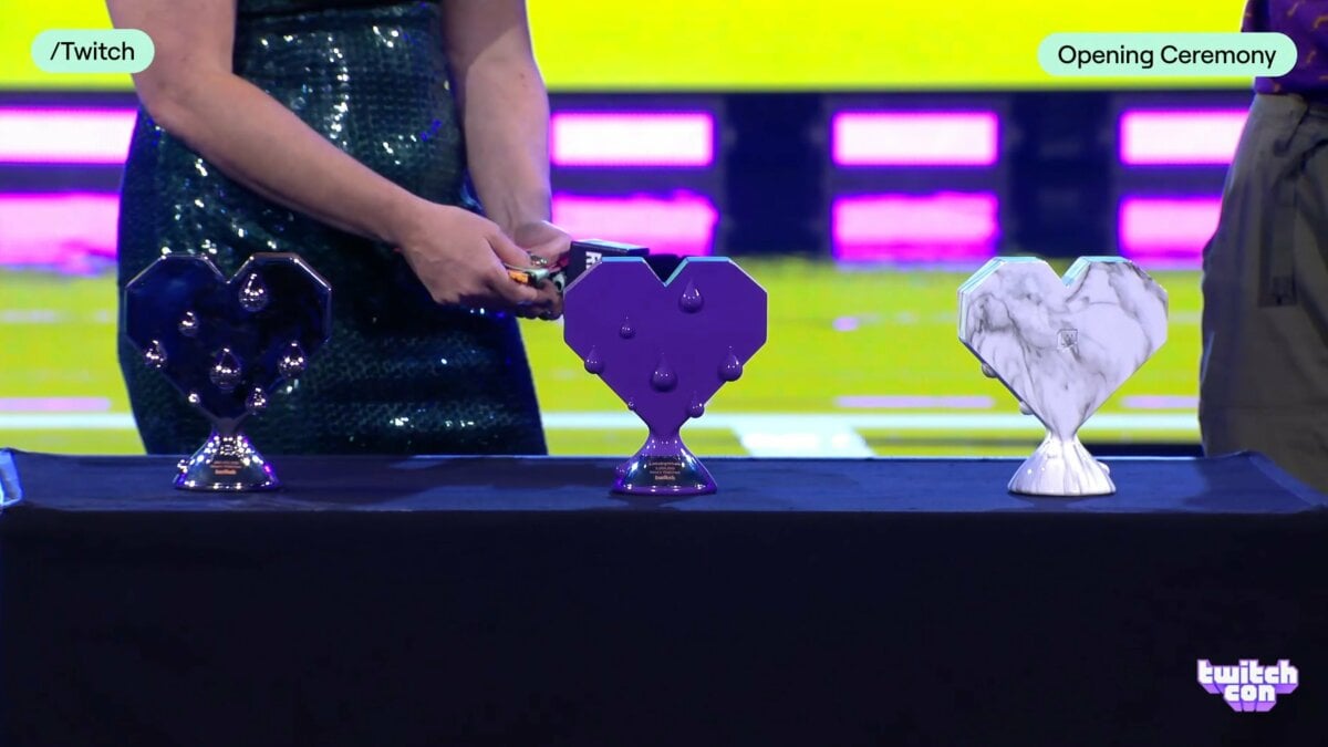 twitch-announces-the-'bleed-purple-statue,'-a-physical-award-for-streamers