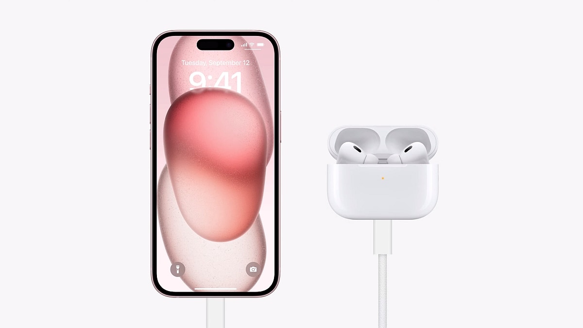 apple-eyes-to-start-ipad,-airpods-charging-case-production-in-india:-report