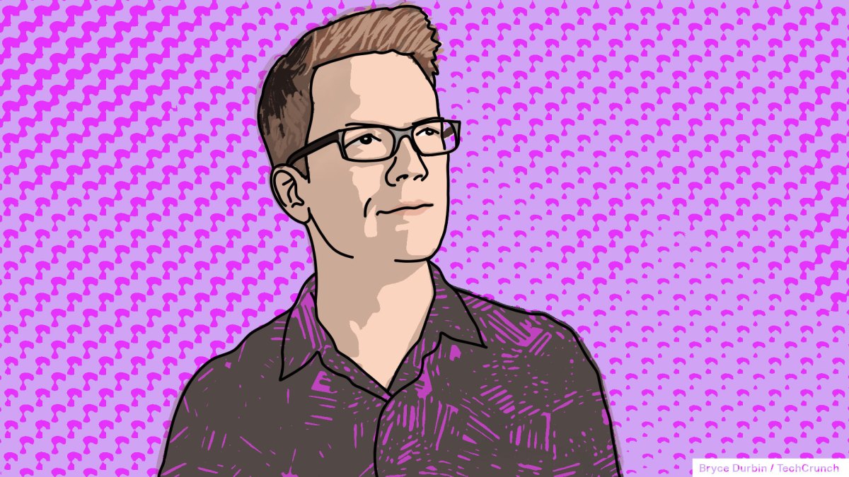 hank-green-reckons-with-the-power-—-and-the-powerlessness-—-of-the-creator-|-techcrunch