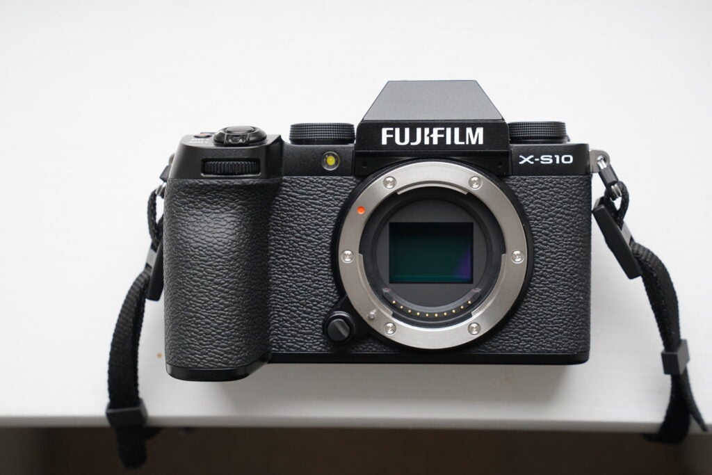 fujifilm-x-s10