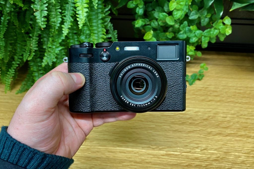 fujifilm-x100v