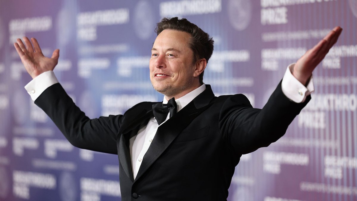 elon-musk-is-now-a-villain-in-joe-biden's-presidential-campaign-|-techcrunch