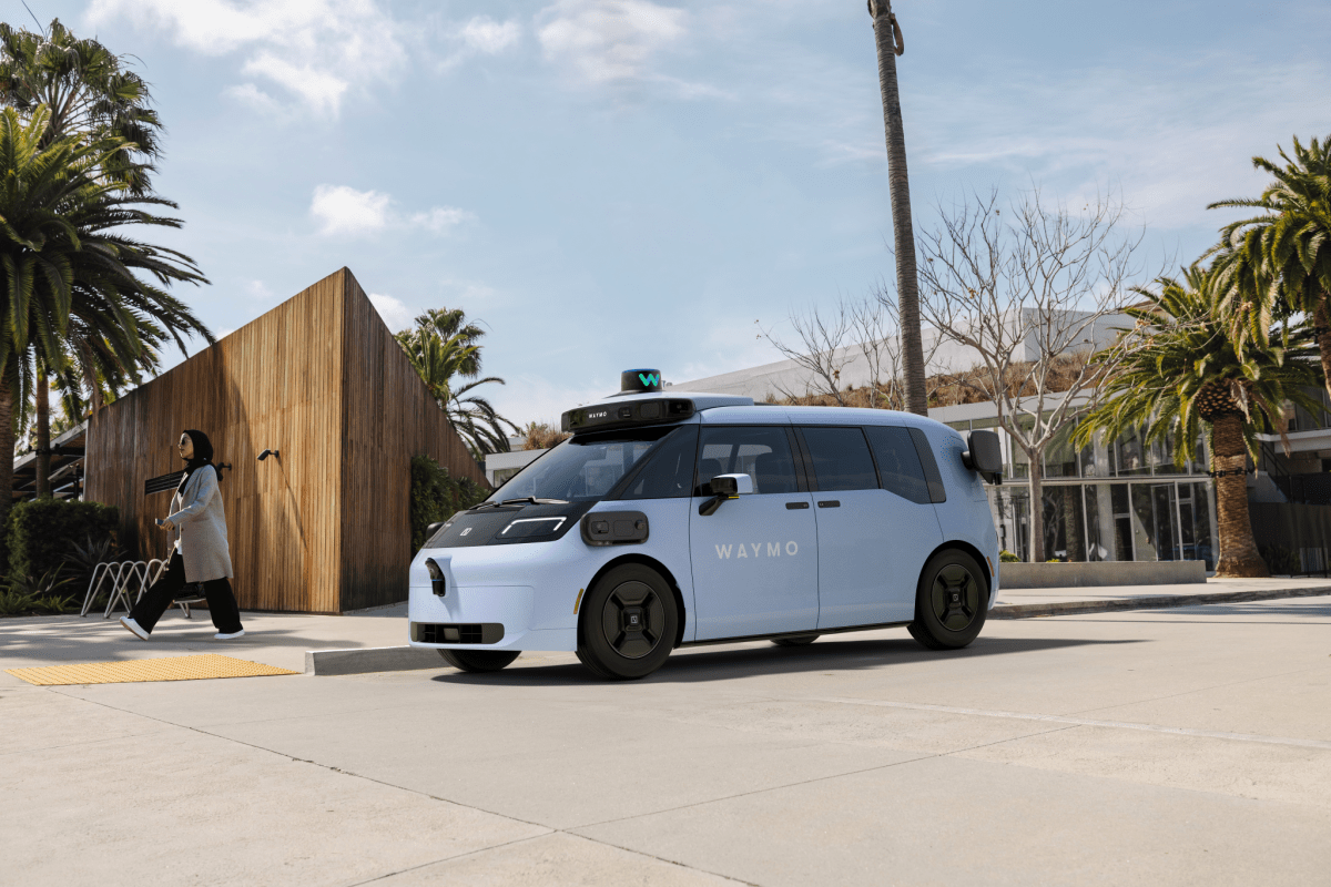 the-waymo-zeekr-robotaxi-has-come-to-san-francisco-|-techcrunch