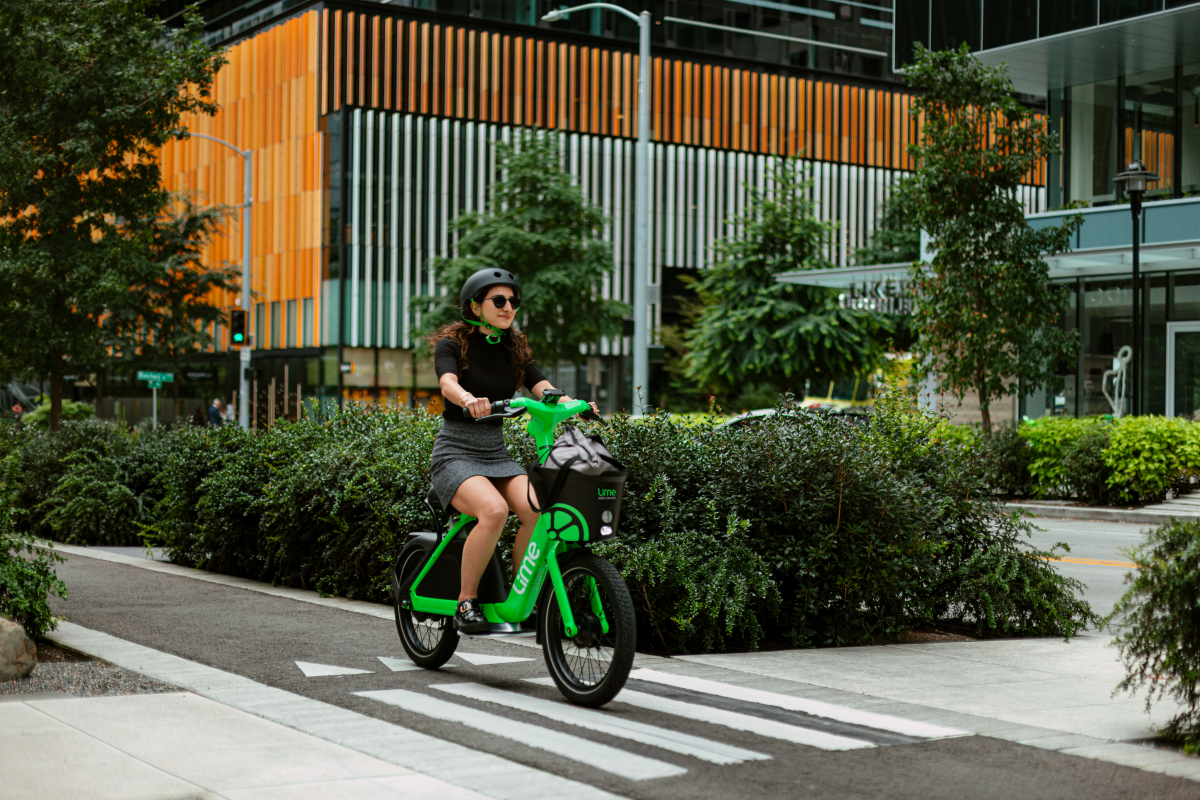 lime-is-piloting-two-new-e-bikes-to-attract-more-women-and-older-riders -|-techcrunch