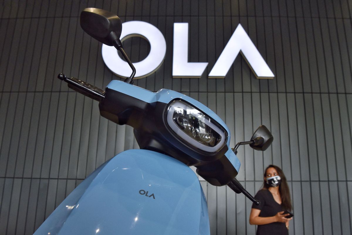 ola-electric-surges-in-india's-biggest-listing-in-two-years-|-techcrunch