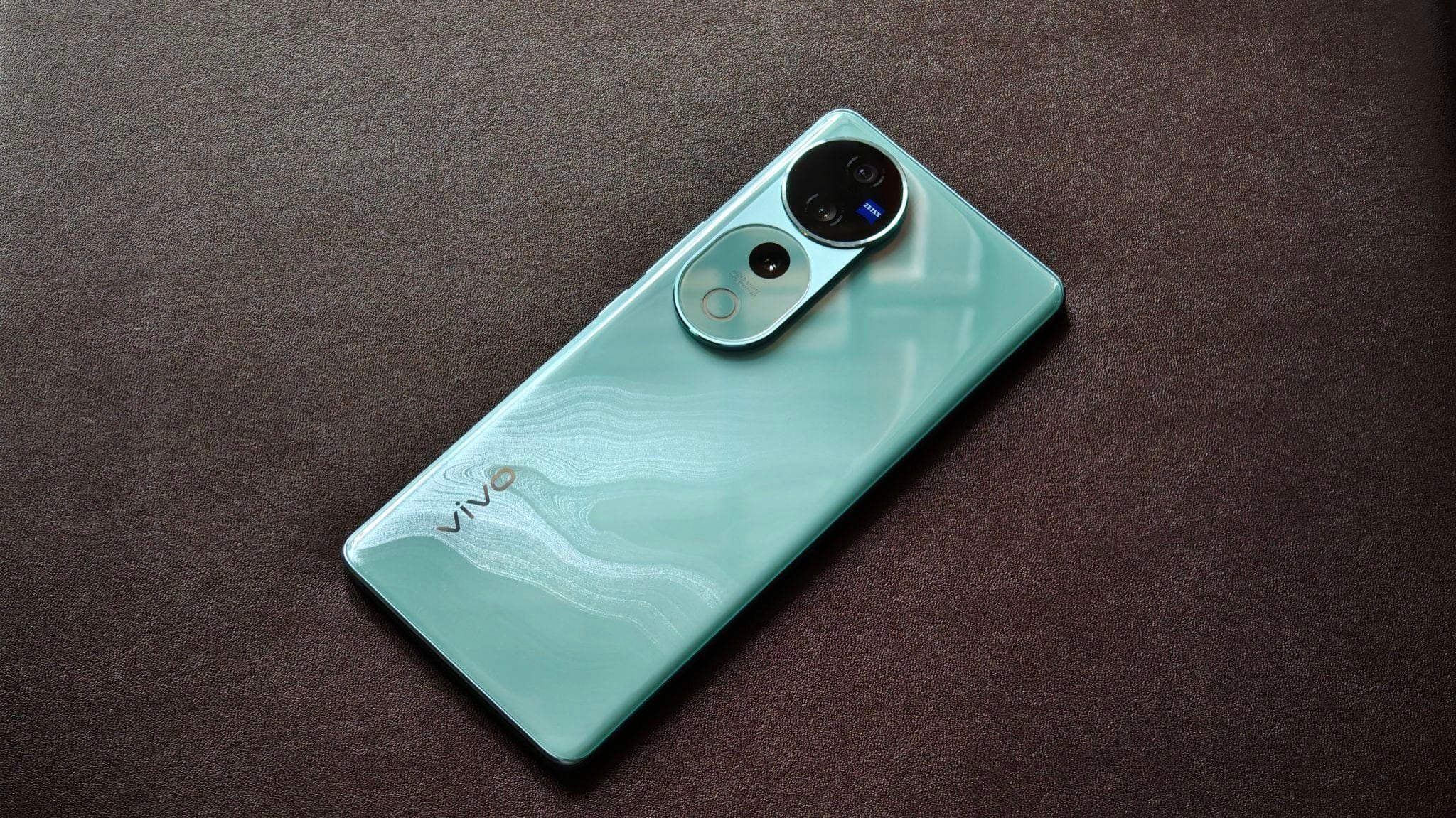 vivo-v40-series:-setting-a-new-benchmark-in-the-mid-premium-smartphone-segment