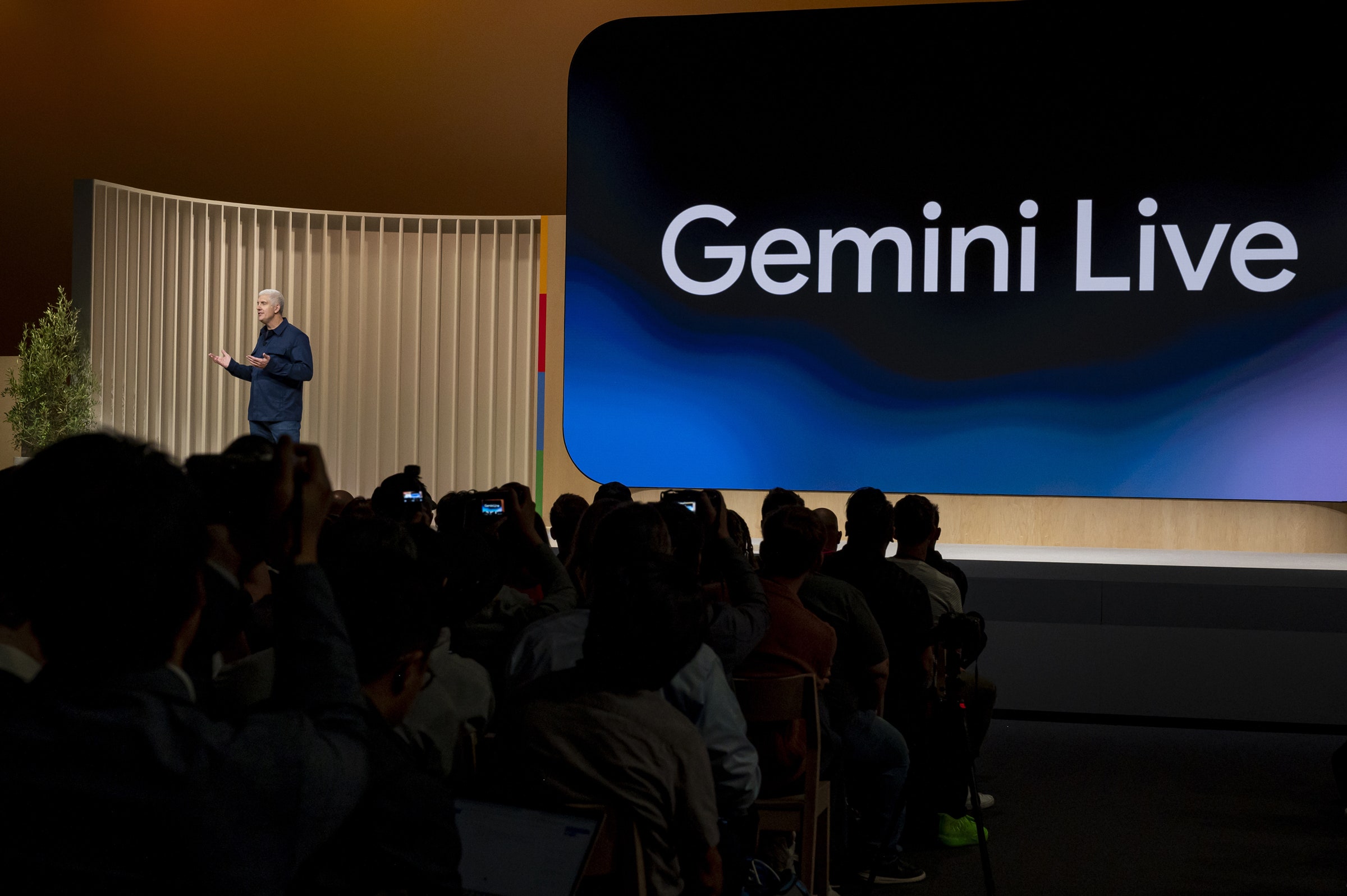 what-is-gemini-live-and-how-do-you-use-it?