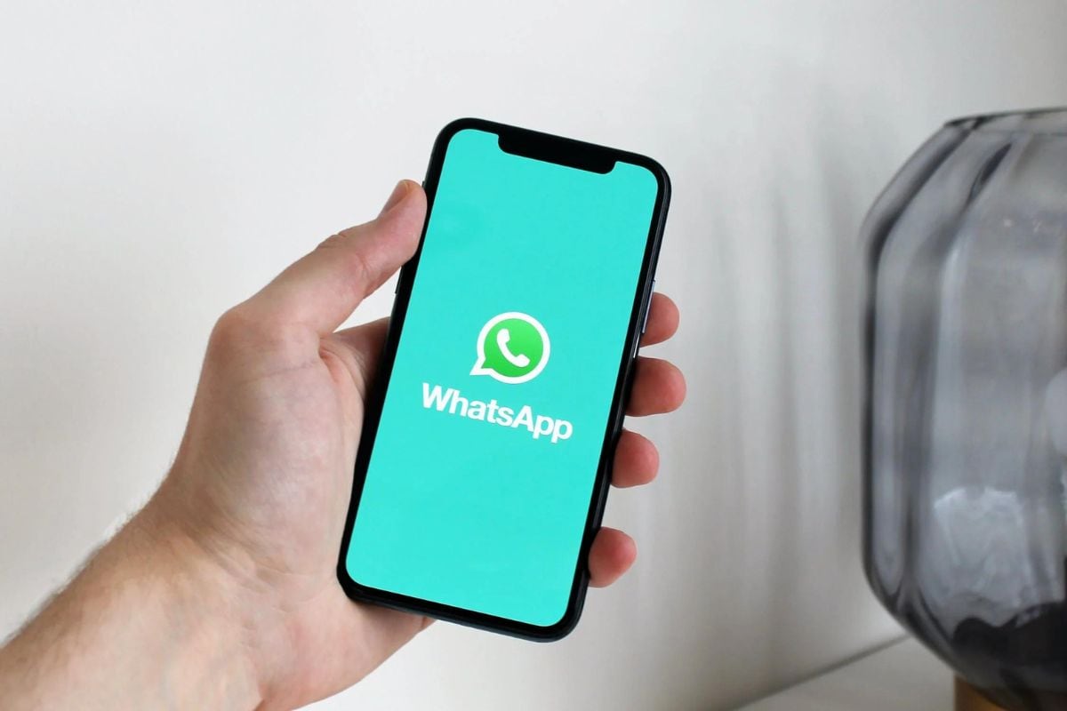 whatsapp-spotted-working-on-themes-for-ios-app,-username-pin-for-android