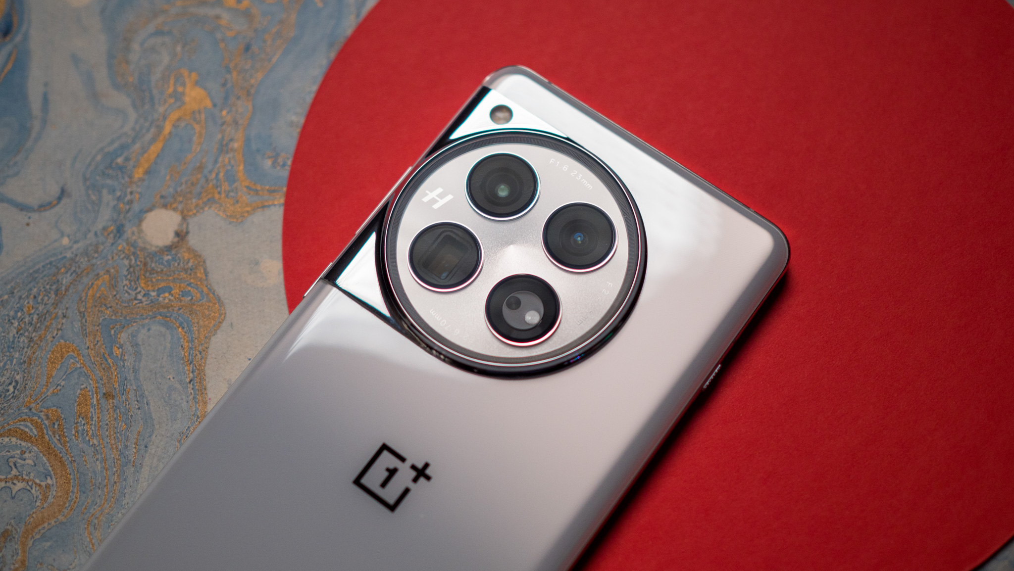 the-oneplus-13-can