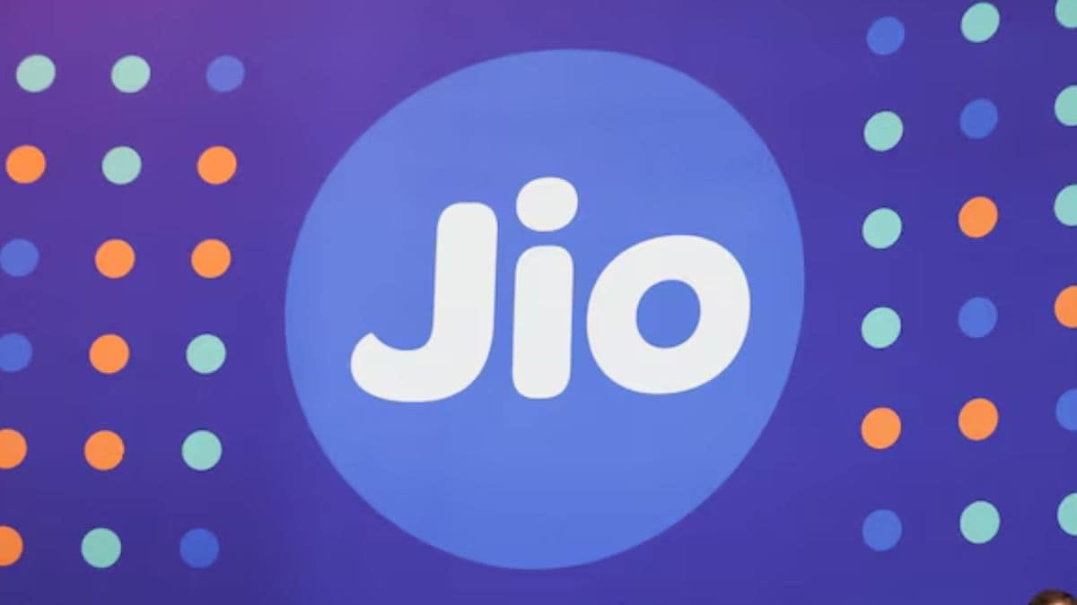 jio-introduces-8th-anniversary-offers-with-zomato-gold,-ott-benefits