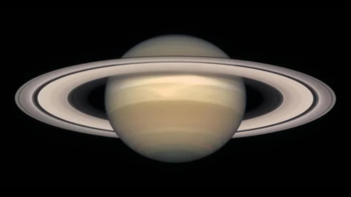 saturn’s-rings-will-vanish-in-just-six-months-from-now