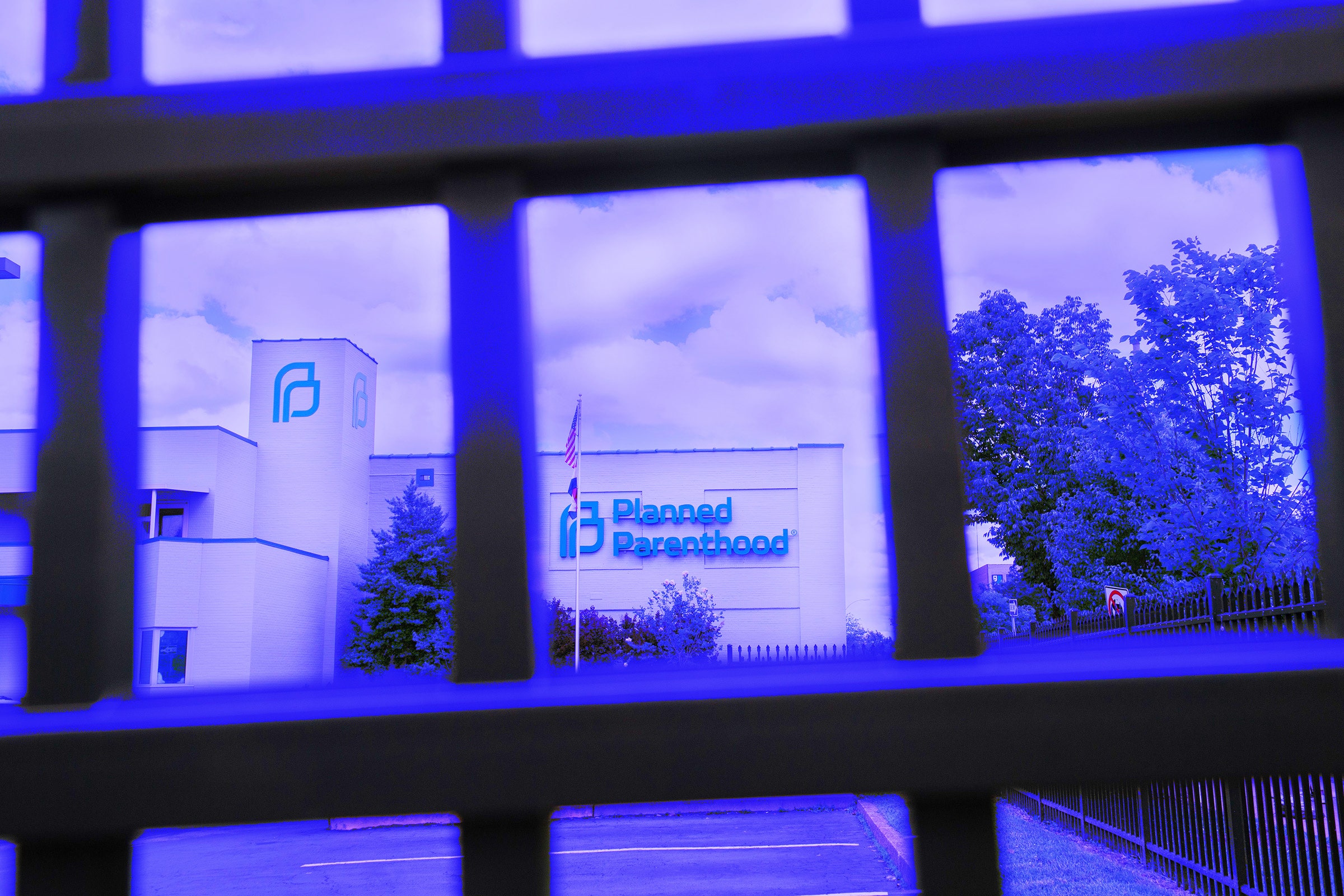 hackers-threaten-to-leak-planned-parenthood-data