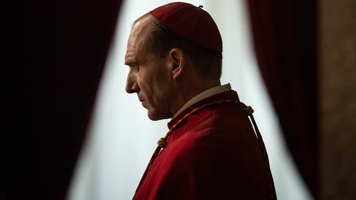 'conclave'-review:-vatican-set-thriller-is-divinely-fun