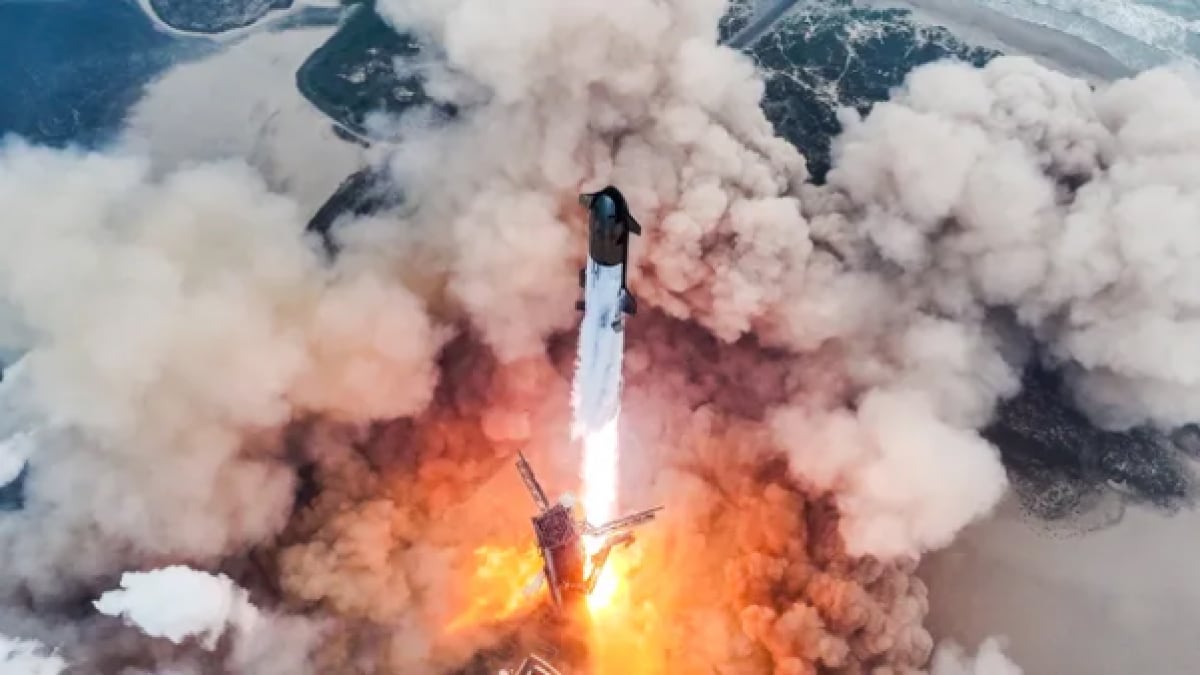 spacex-mars-mission-starts-in-2026-with-uncrewed-flights-to-test-landings