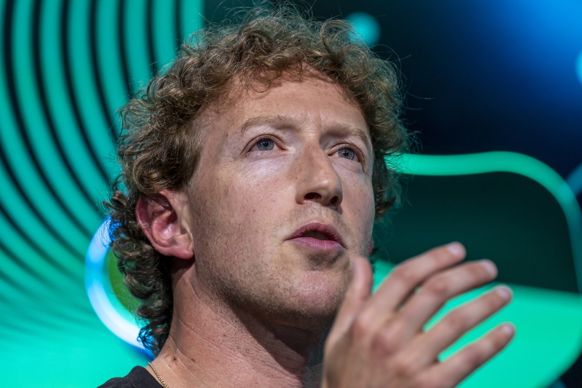 mark-zuckerberg-says-he's-done-apologizing-|-techcrunch