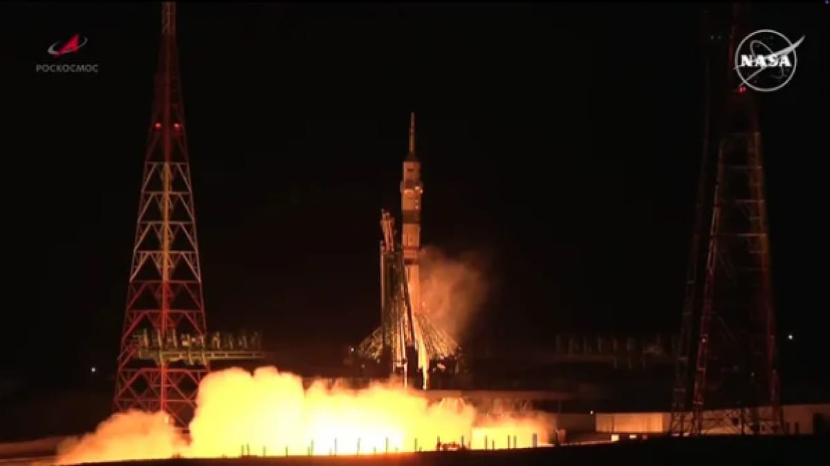 new-record!-19-people-in-space-after-latest-soyuz-mission